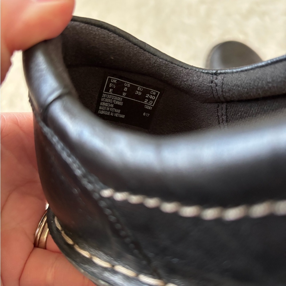 Clarks Women’s Black Leather Loafers - Picture 4 of 4